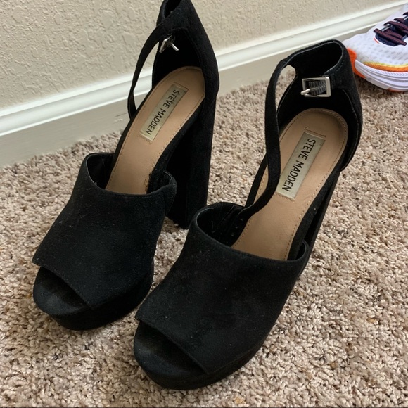 Barely Worn Size 8 Steve Madden Heels - Picture 5 of 5